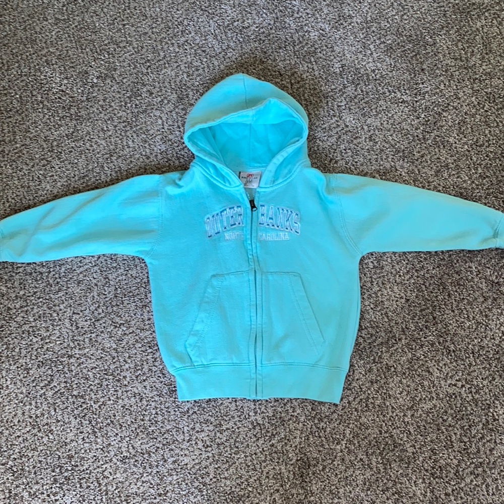 Kids Outer Banks sweatshirt size 6